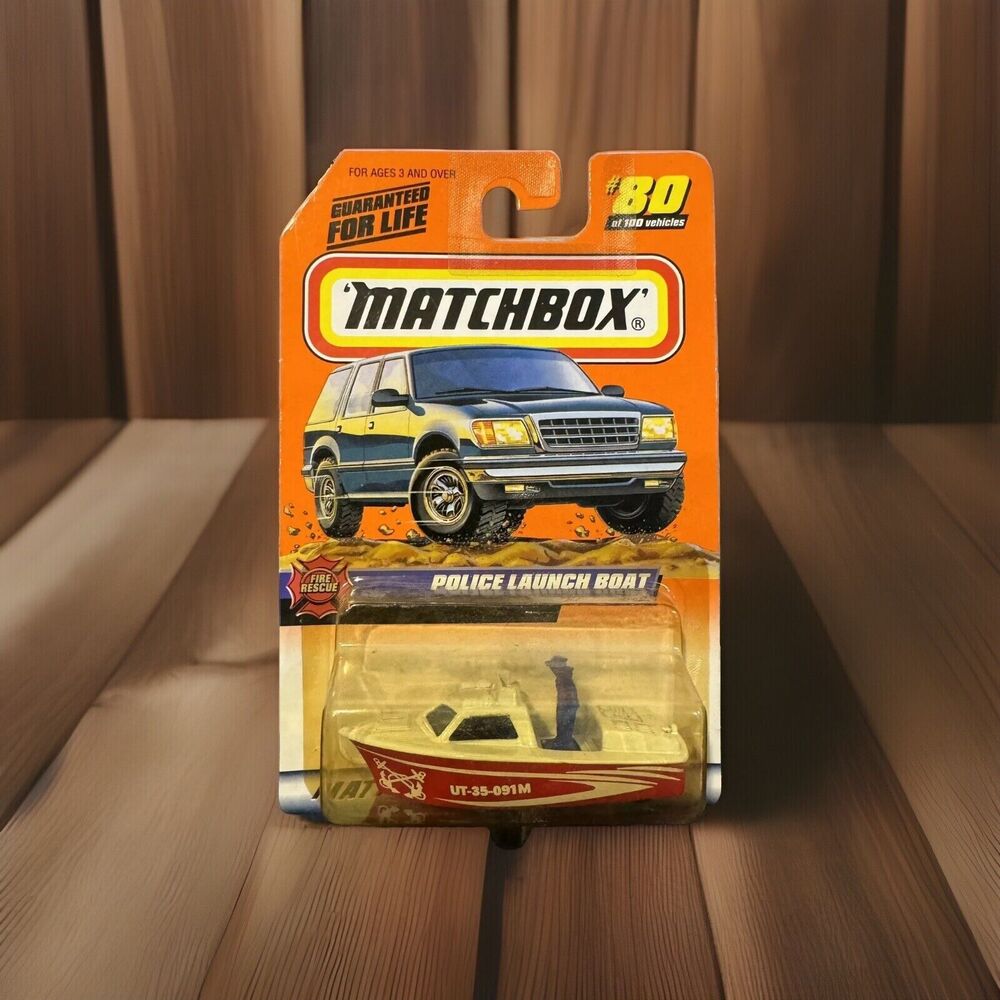 Matchbox Police Launch Boat #80 Fire Rescue Series 1999 Red White NIP Vintage